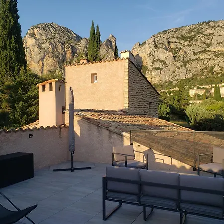 Les Claux Des Oliviers *